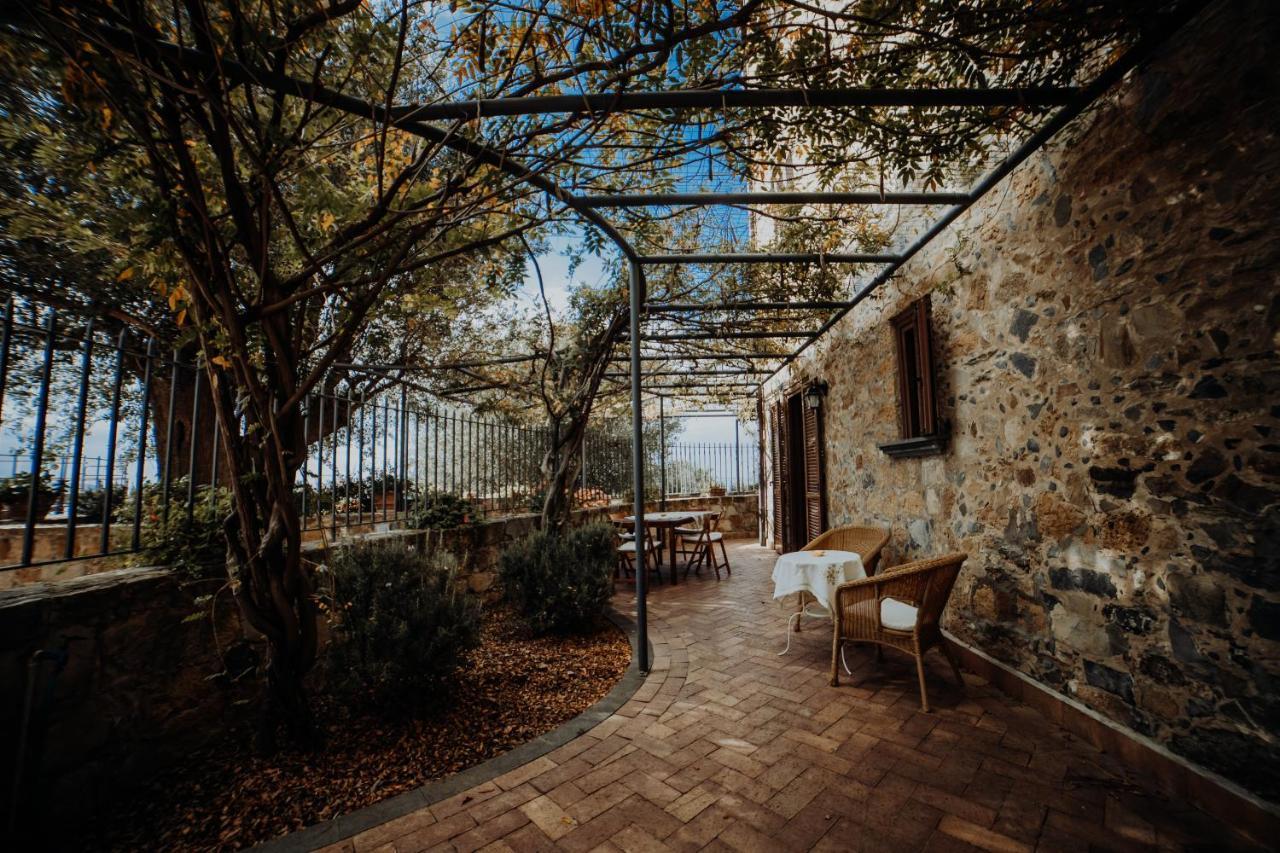 Aparthotel Residenza Golfo Degli Ulivi à Caprioli Extérieur photo