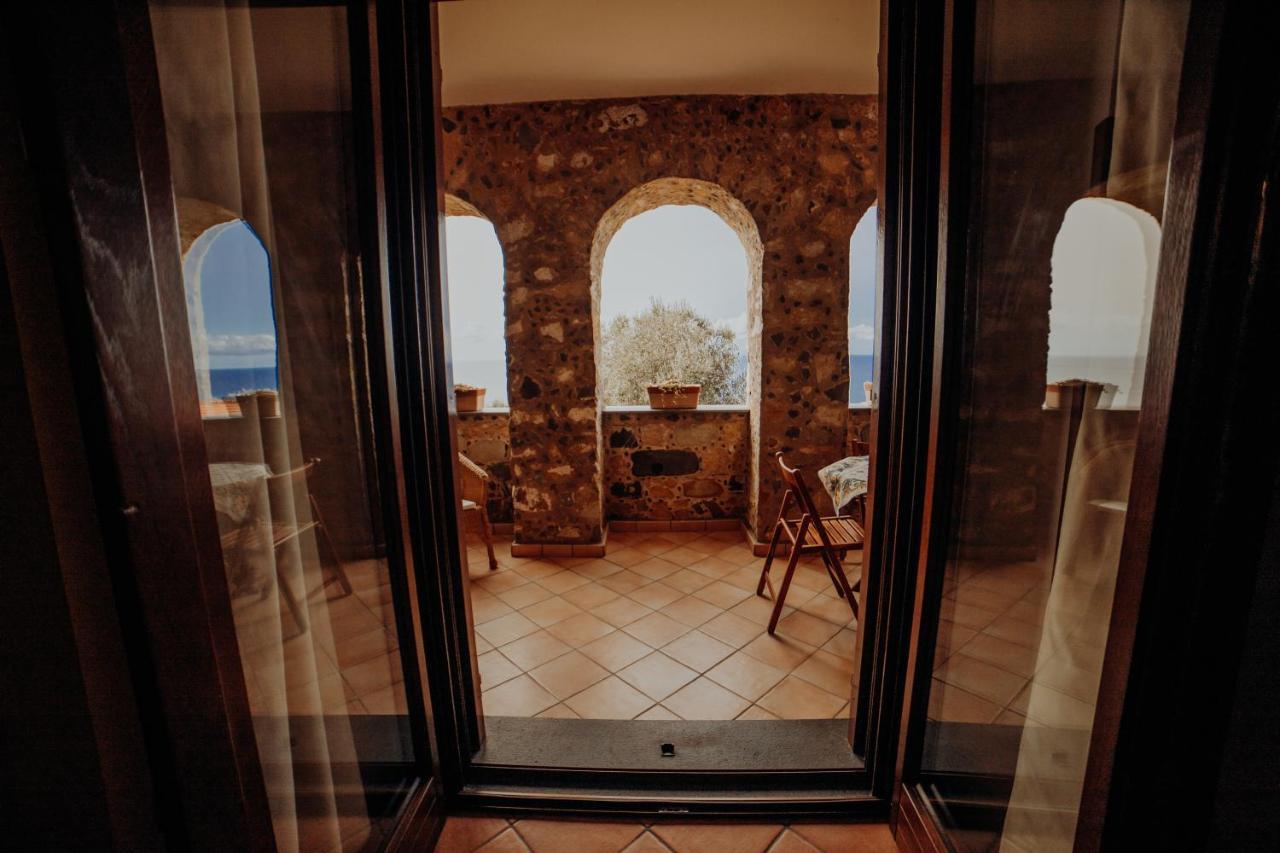 Aparthotel Residenza Golfo Degli Ulivi à Caprioli Extérieur photo