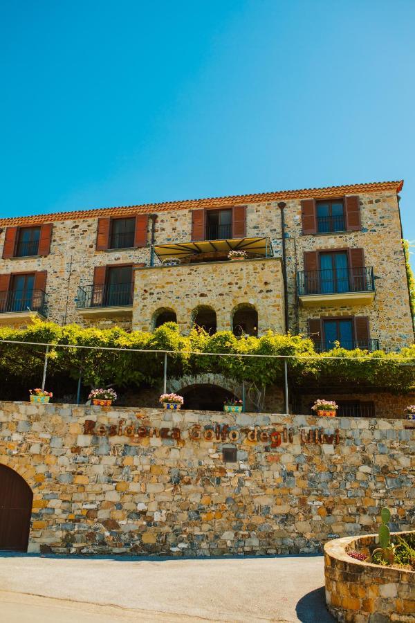 Aparthotel Residenza Golfo Degli Ulivi à Caprioli Extérieur photo