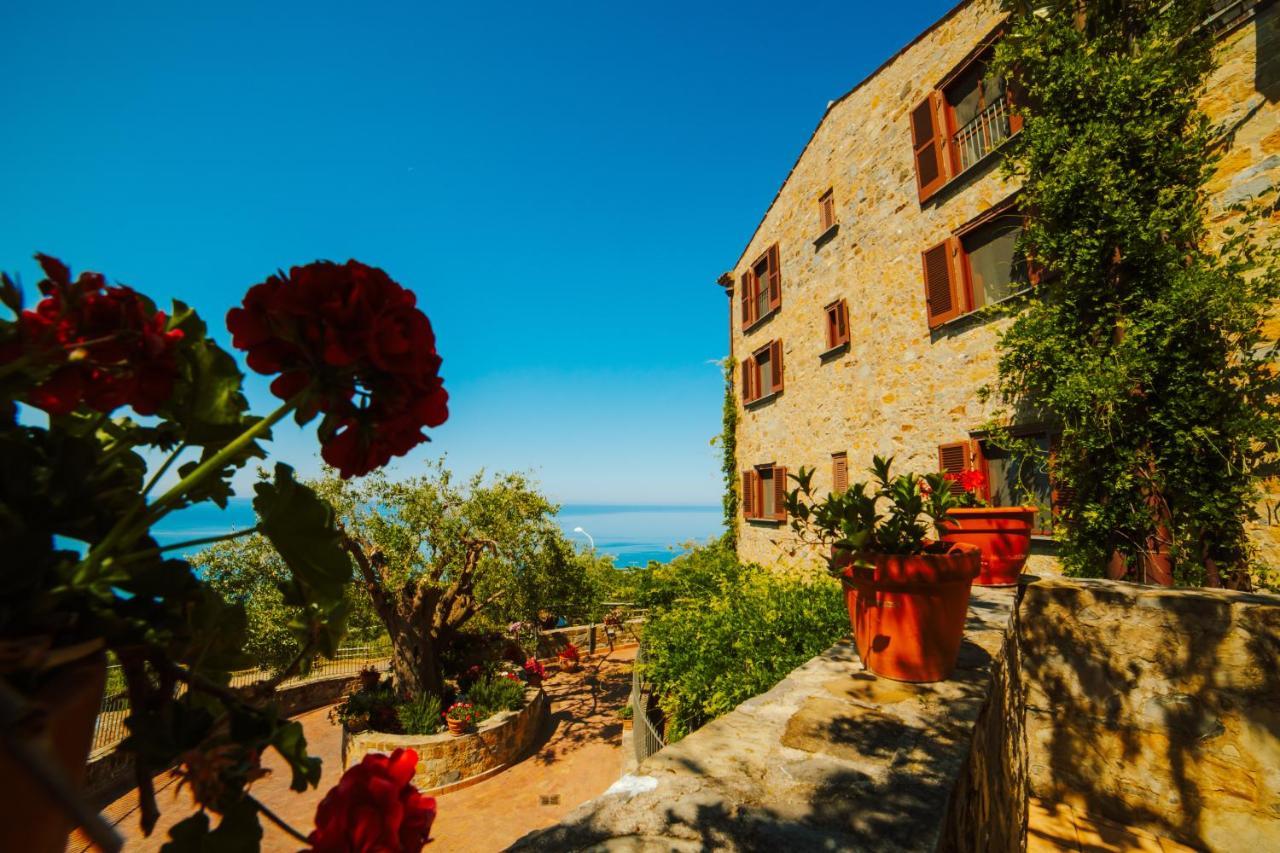 Aparthotel Residenza Golfo Degli Ulivi à Caprioli Extérieur photo