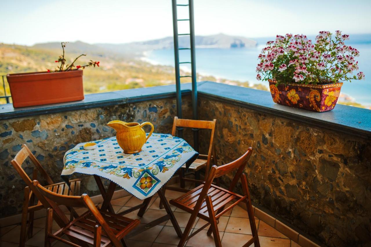 Aparthotel Residenza Golfo Degli Ulivi à Caprioli Extérieur photo